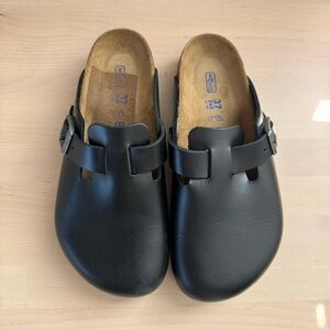 Birkenstock Boston Leather Soft Foodbed EUC